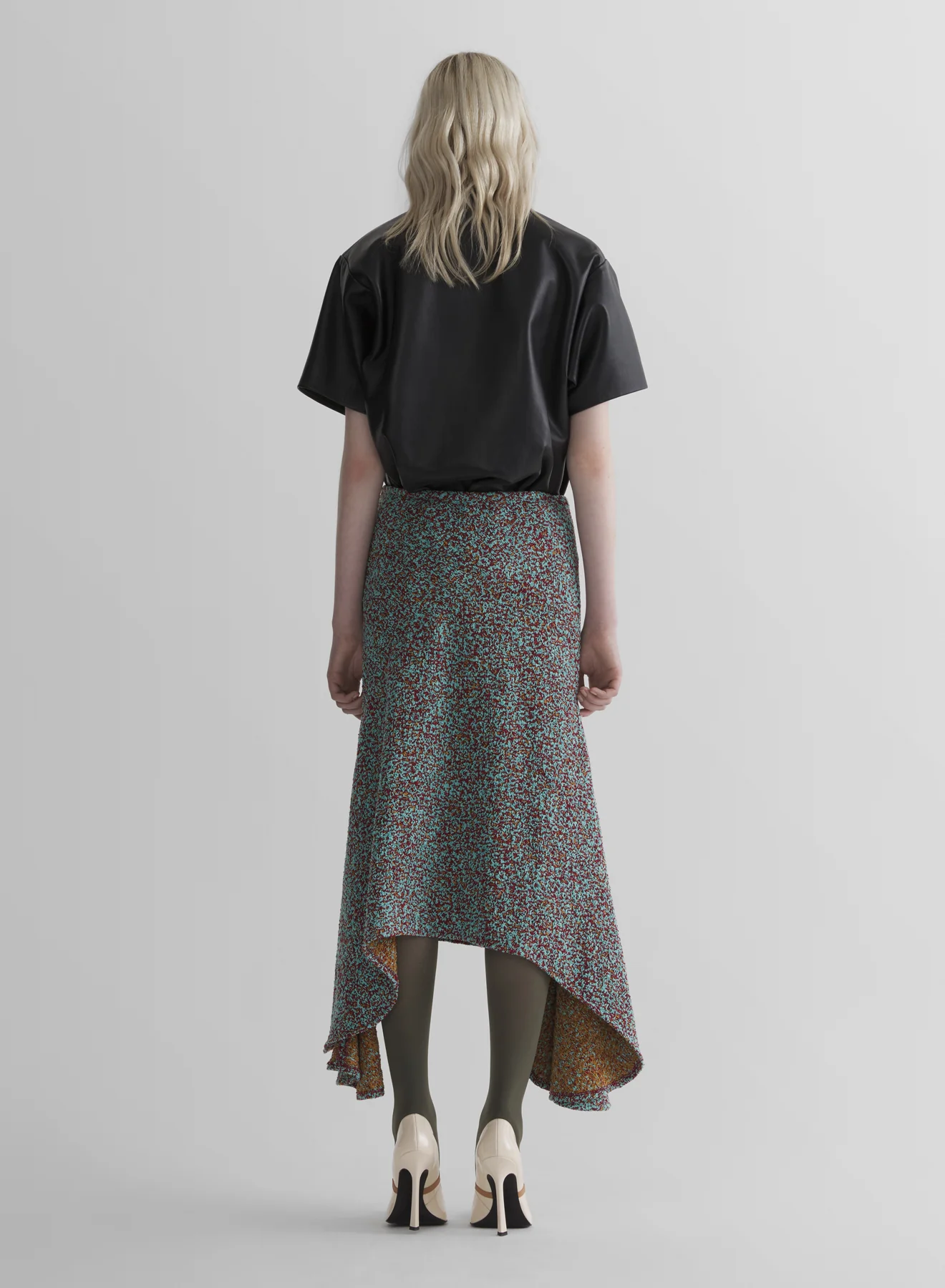 asymetric fluid skirt - Image 4
