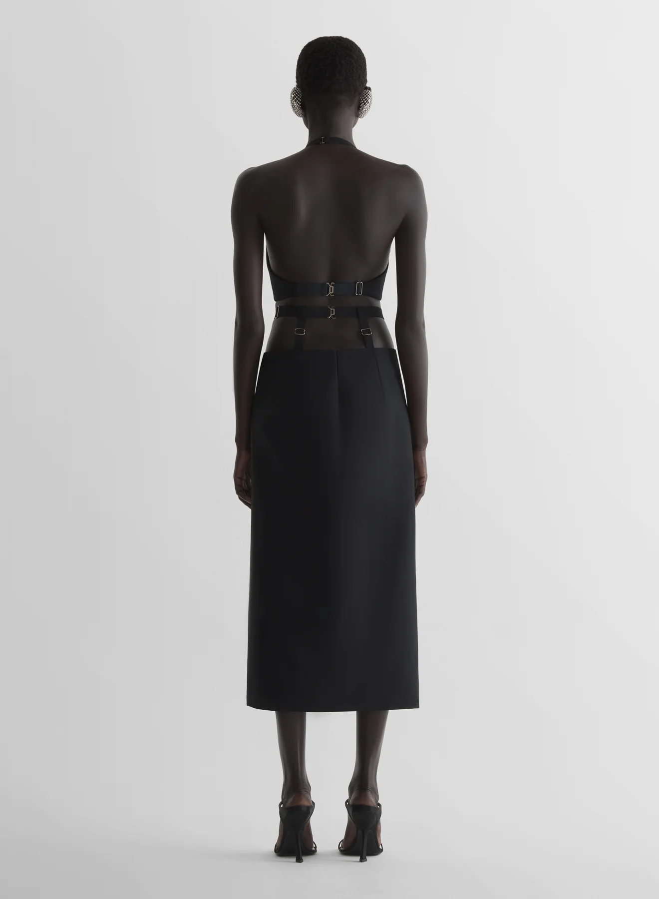 Black Cropped tailored strap top - Image 4