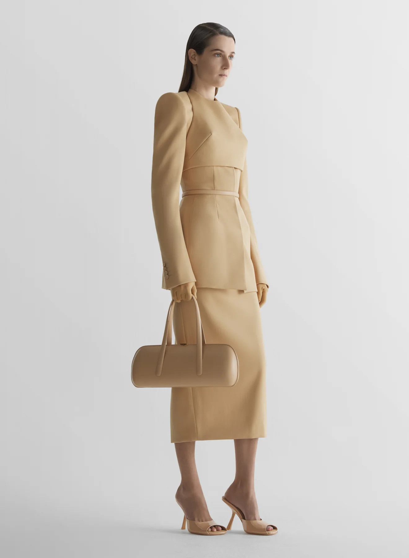 Beige Cropped tailored top - Image 3