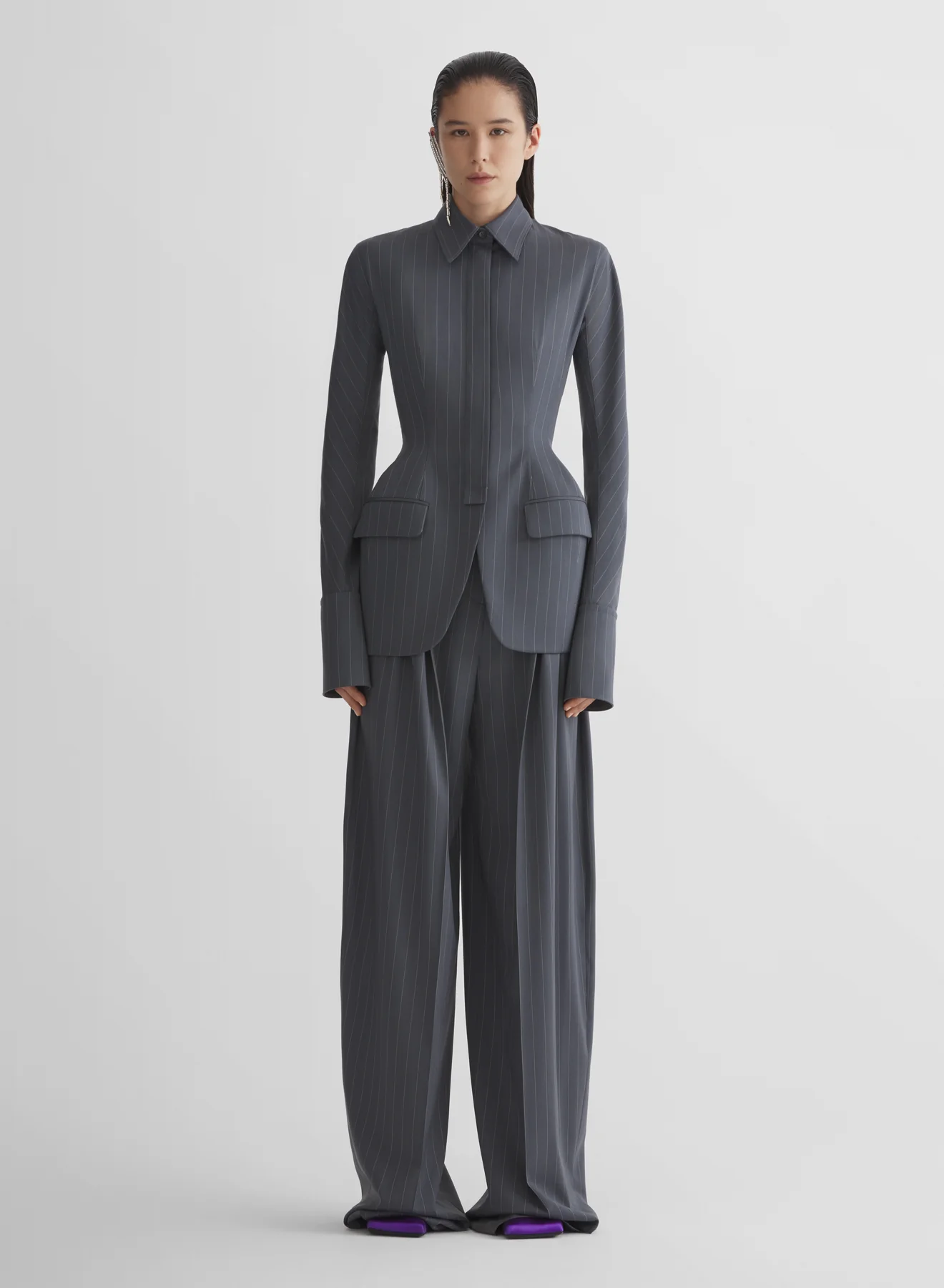 grey pinstripe hourglass shirt jacket - Image 3
