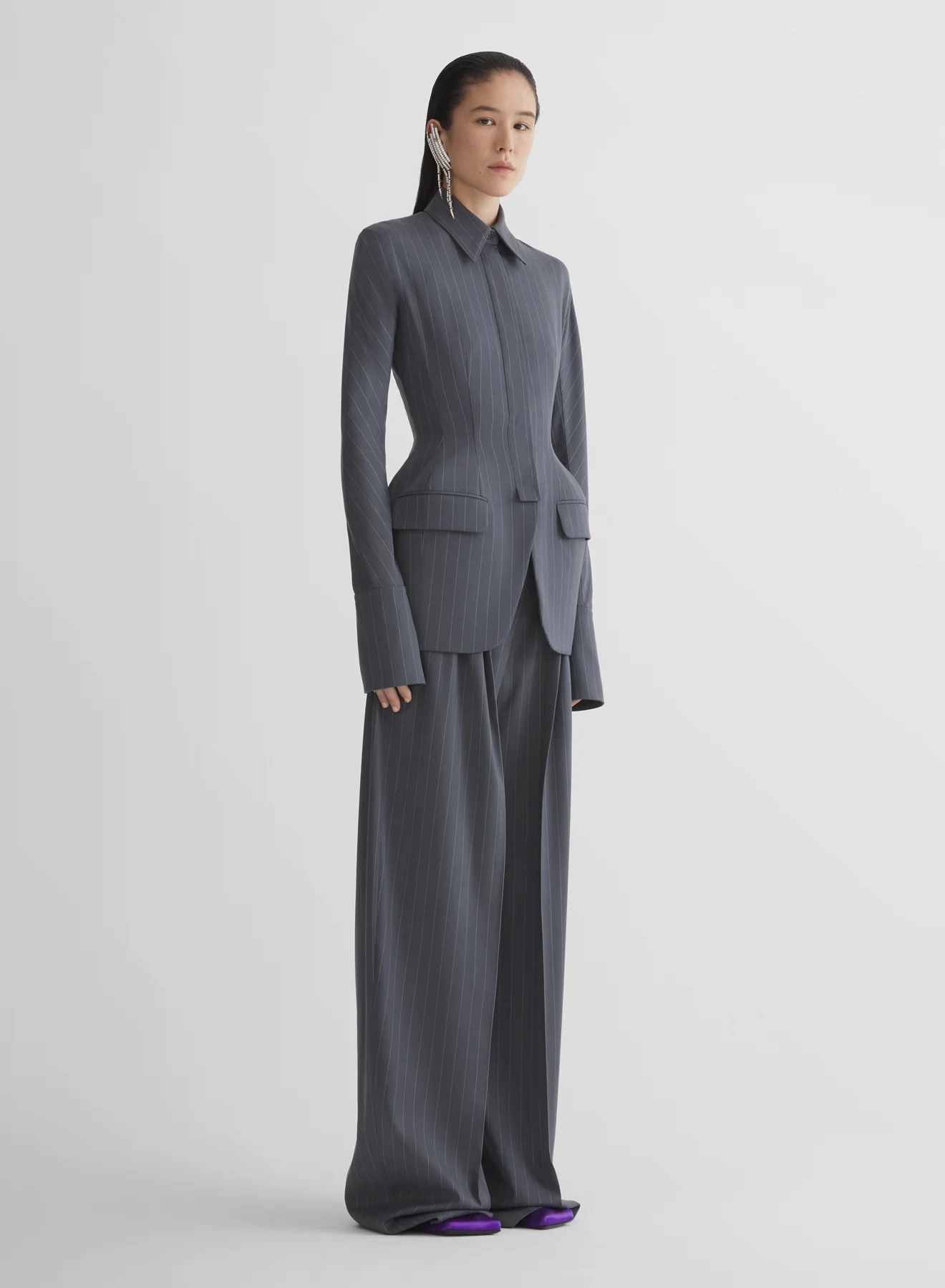 grey pinstripe wide pleated trousers - Image 4